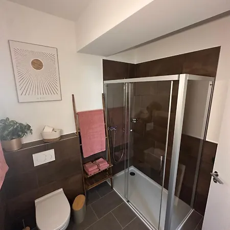 Modernes Am Bahnhof Apartment Reckingen